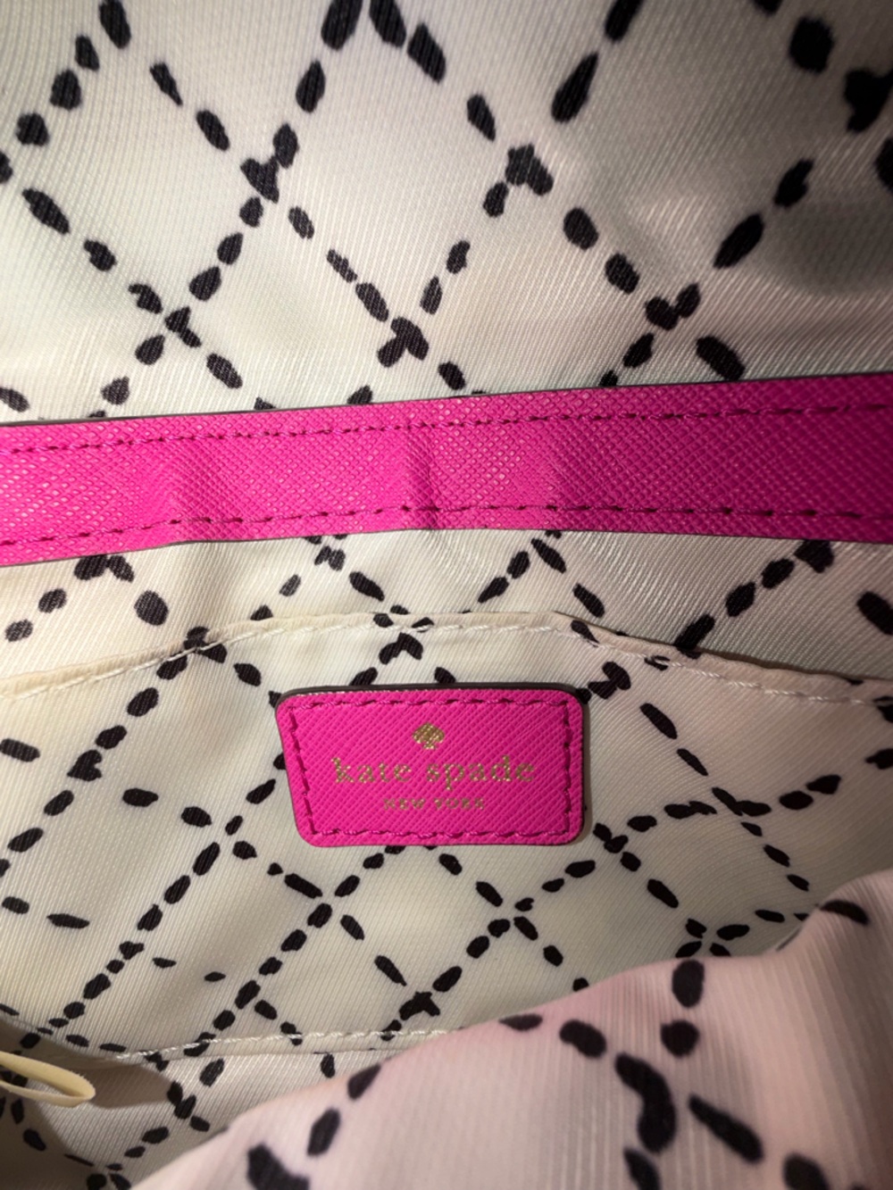 Kate Spade Hot Pink Mini Crossbody bag with flawless long strap - one flaw🩷 - Picture 11 of 16